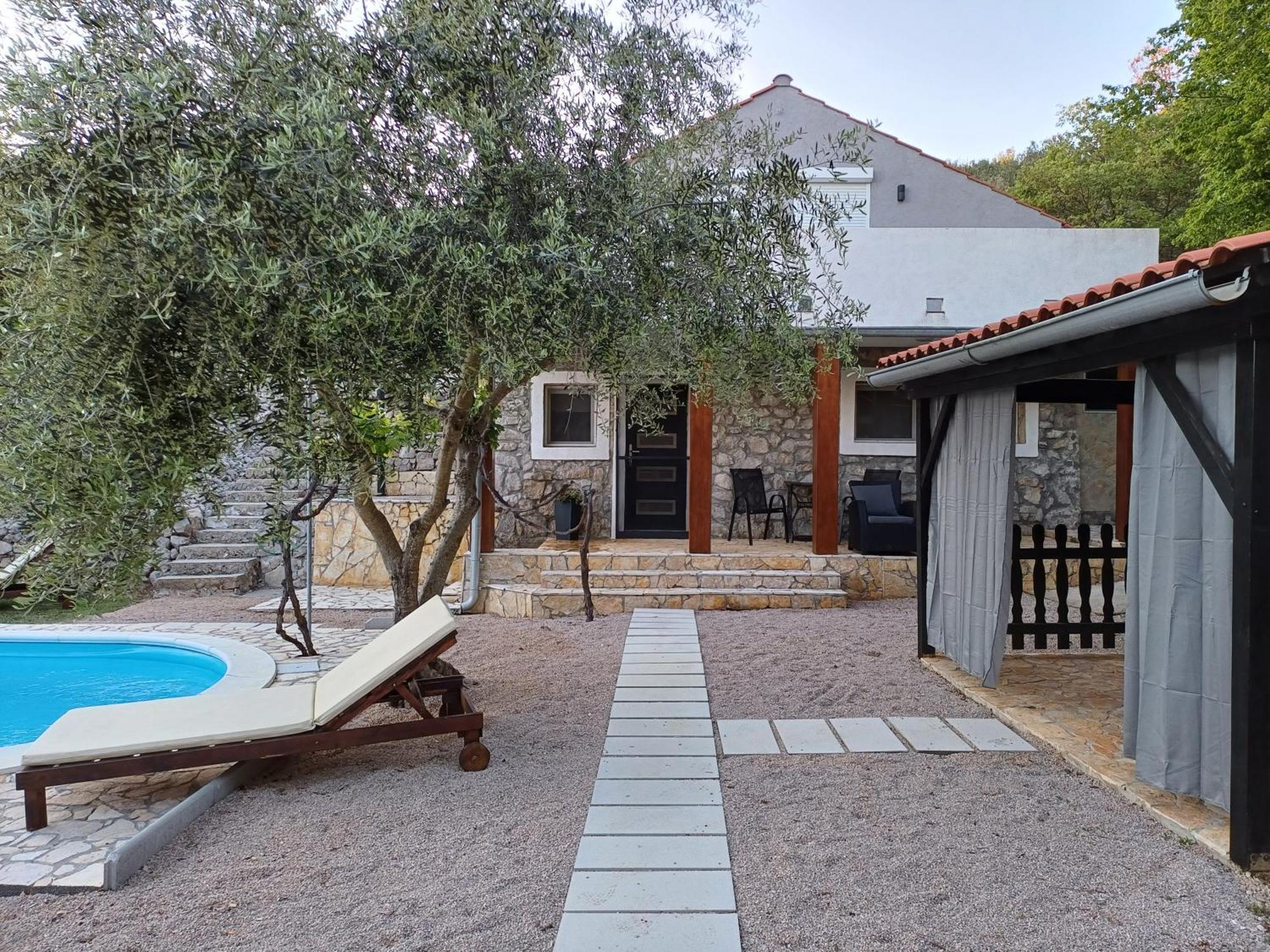 Holiday House Pulina Пунат Екстериор снимка