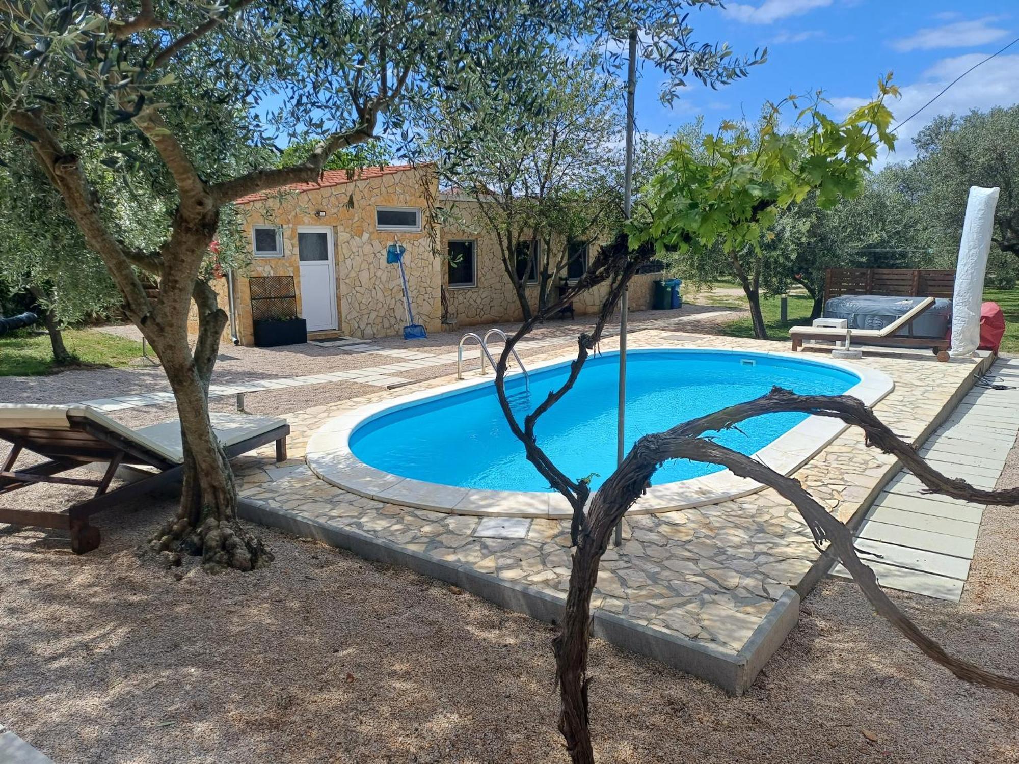 Holiday House Pulina Пунат Екстериор снимка
